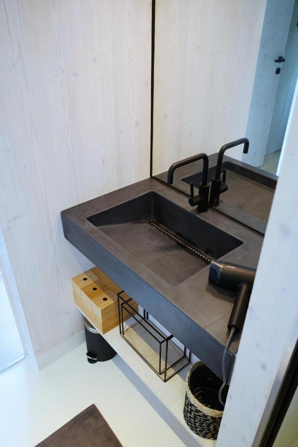 Boutique Style Eco-Beachhouse, Private Jacuzzi Privlaka  Ngoại thất bức ảnh