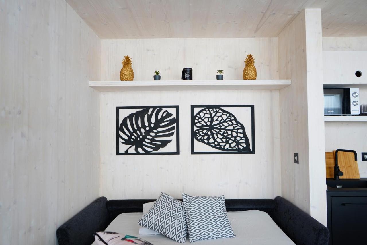 Boutique Style Eco-Beachhouse, Private Jacuzzi Privlaka  Ngoại thất bức ảnh